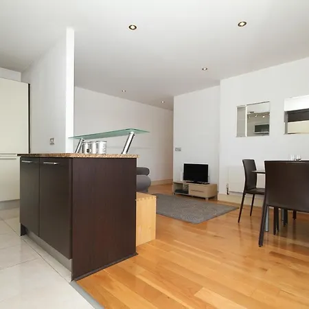 Heart Of City: Sleeps 6 Apartment Dublin